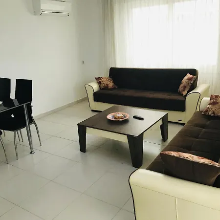 Neu Luxus Mit Balkon * Avsallar