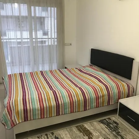 Neu Luxus Mit Balkon Apartmán
