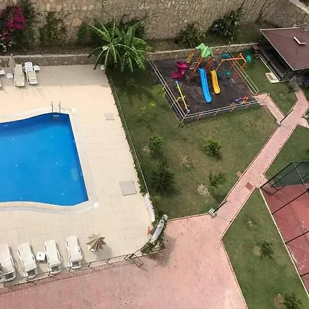 Neu Luxus Mit Balkon Avsallar