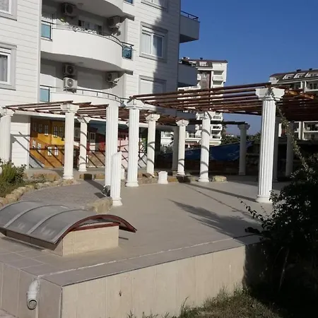 Διαμέρισμα Neu Luxus Mit Balkon *
